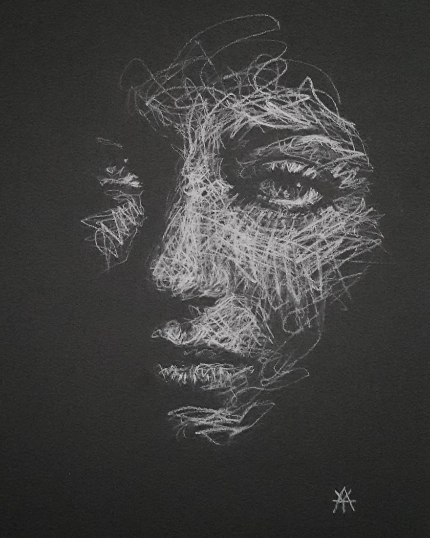 Self-Taught Artist Makes Amazing Female Portraits Based On Doodles