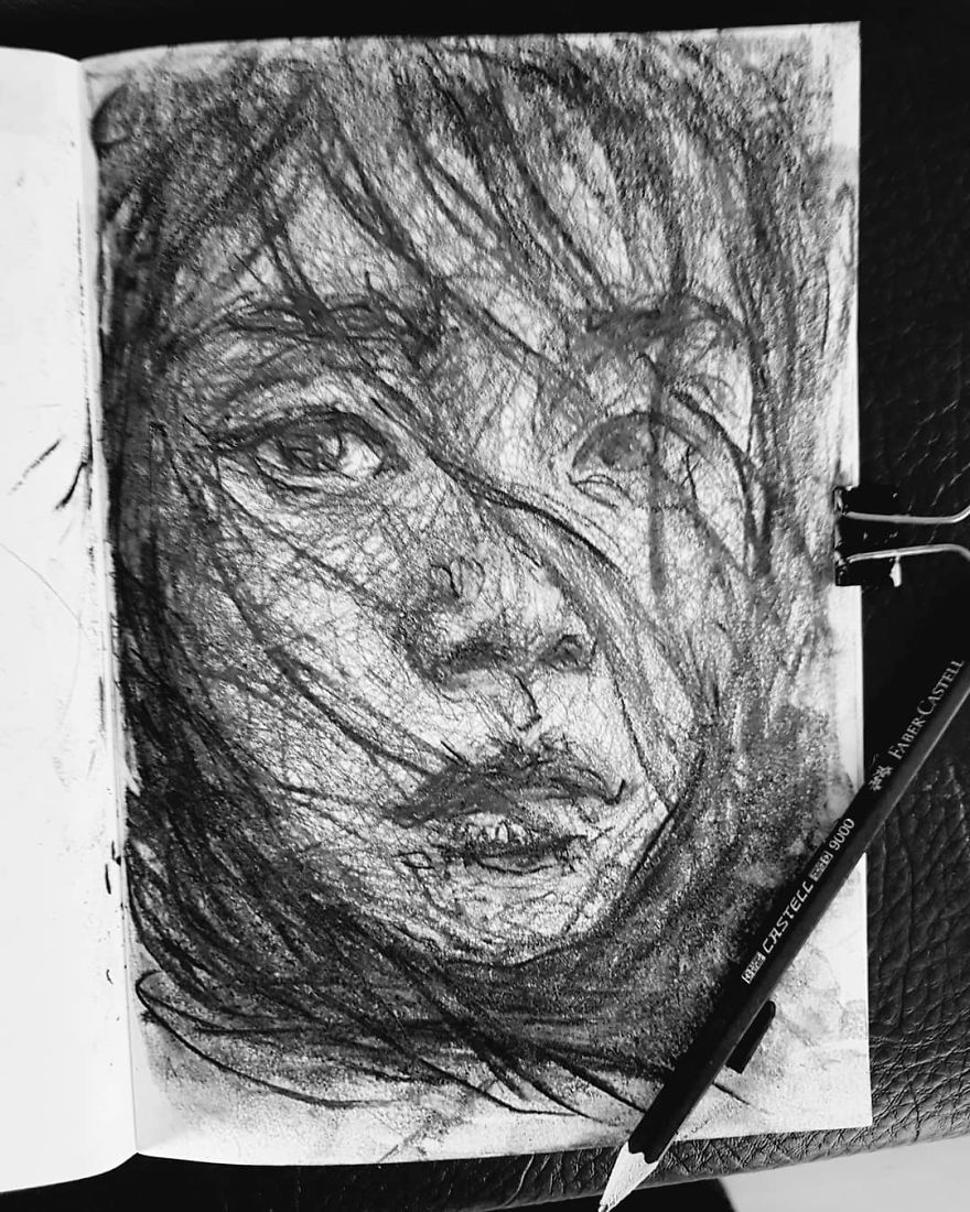 Self-Taught Artist Makes Amazing Female Portraits Based On Doodles