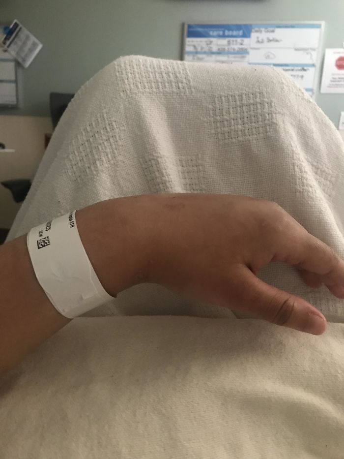 Patient Directly Next To Me In The ICU Tested Positive For Coronavirus, So Guess Who Got To Go Back To The Hospital?