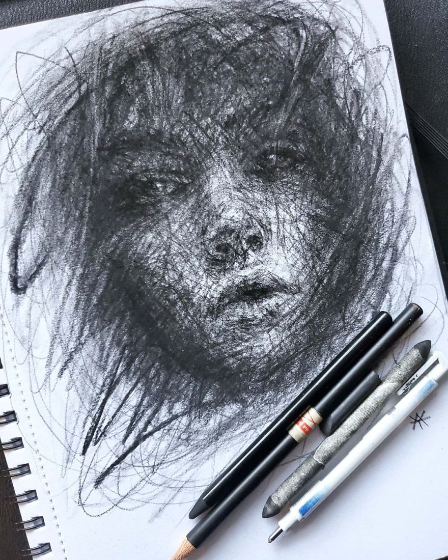 Self-Taught Artist Makes Amazing Female Portraits Based On Doodles