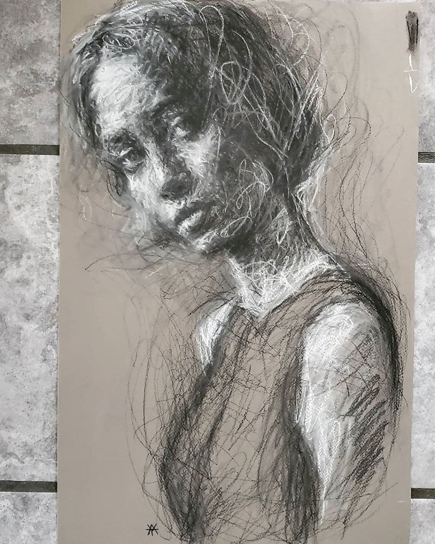 Self-Taught Artist Makes Amazing Female Portraits Based On Doodles