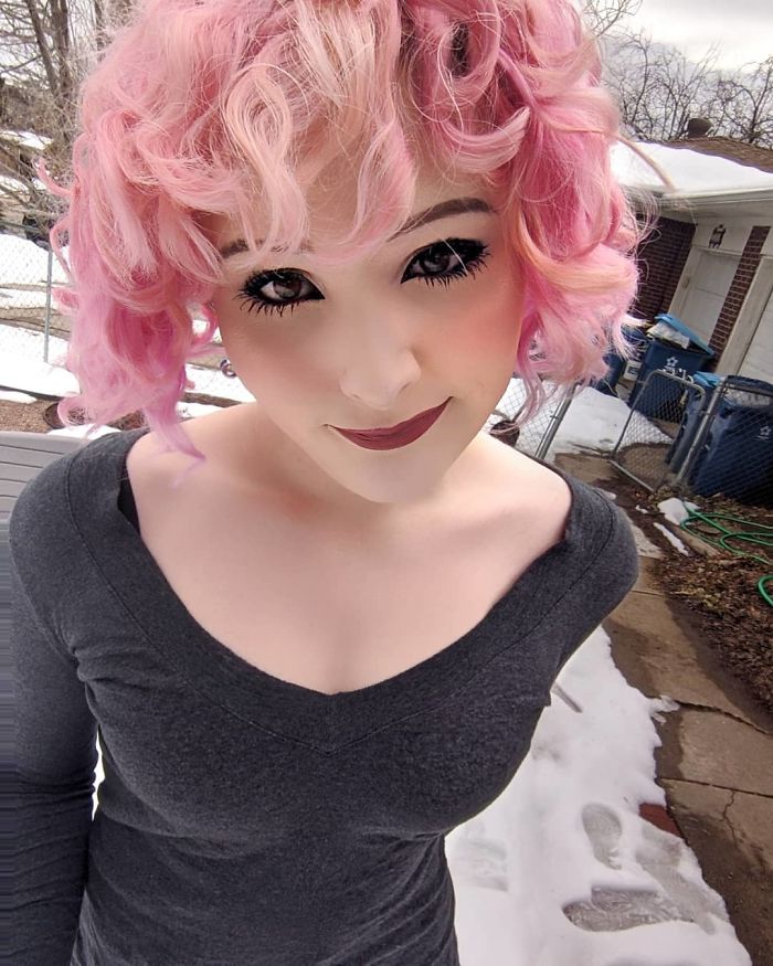 Transgender Girl Recorded Her MTF Journey For Over 2 Years, Finally Feels Happy