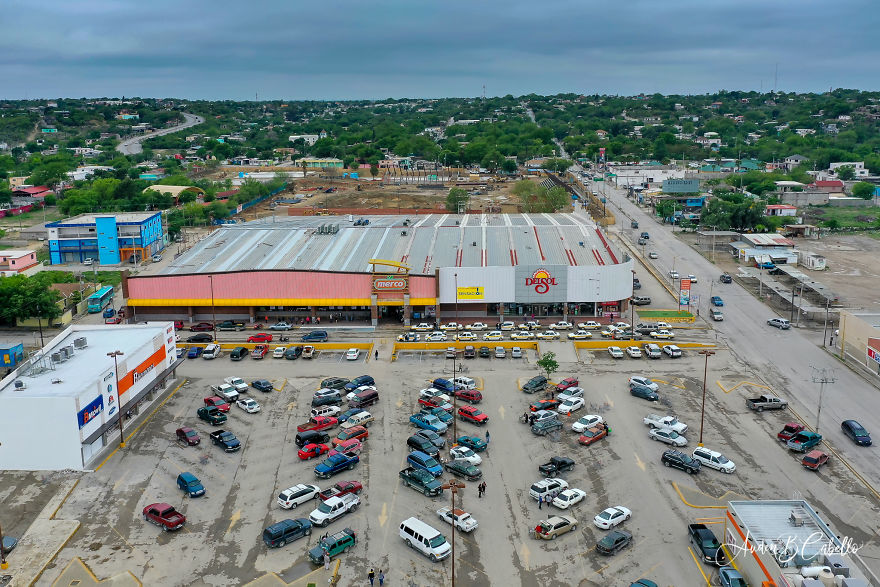 I Went Out And Took 19 Aerial Photos To Capture How Covid-19 Is Affecting Businesses In The Border Town Of Ciudad Acuña, Mexico.