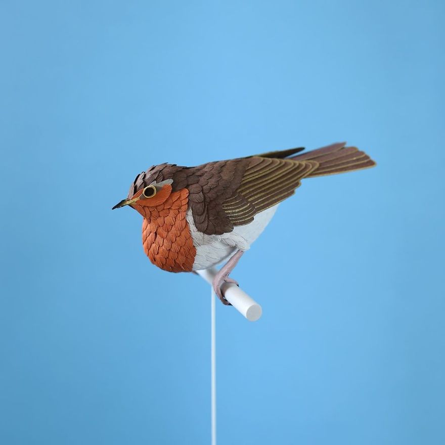 Colombian Artist Makes Unbelievable Paper Birds