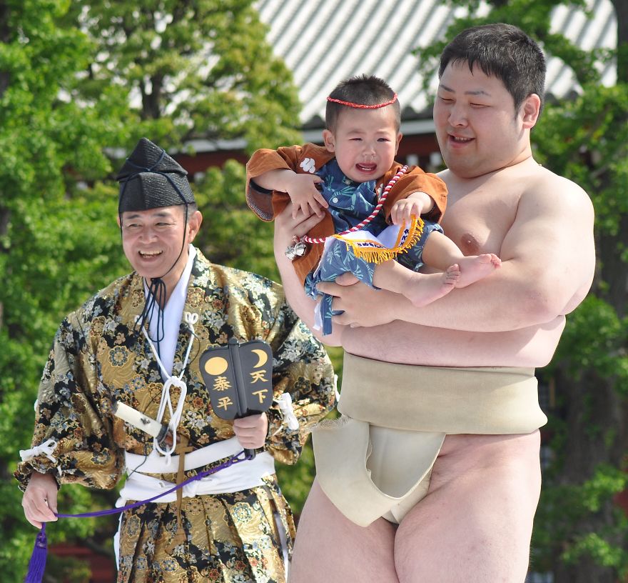Sumo Wrestlers And Babies - Japanese Baby-Crying Sumo Festival Sumo Wrestlers And Babies - Japanese Baby-Crying Sumo Festival
