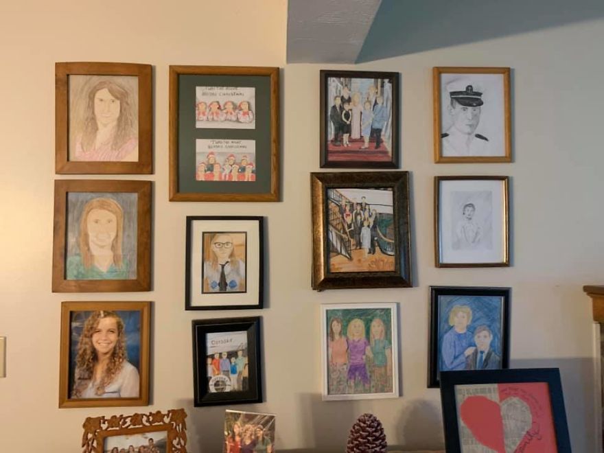 Daughter Replaces Family Photos With Crayon Drawings One By One, Parents Don't Notice For 11 Days Daughter Replaces Family Photos With Crayon Drawings One By One, Parents Don't Notice For 11 Days
