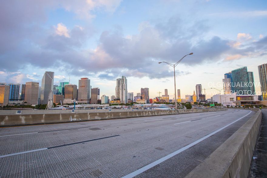 Downtown Miami, 8 Am