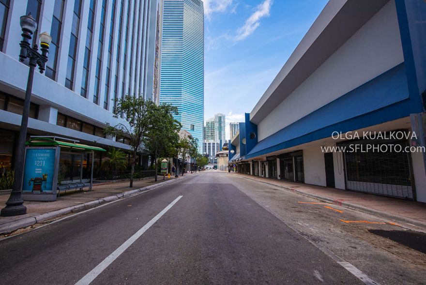 Downtown Miami, 8 Am