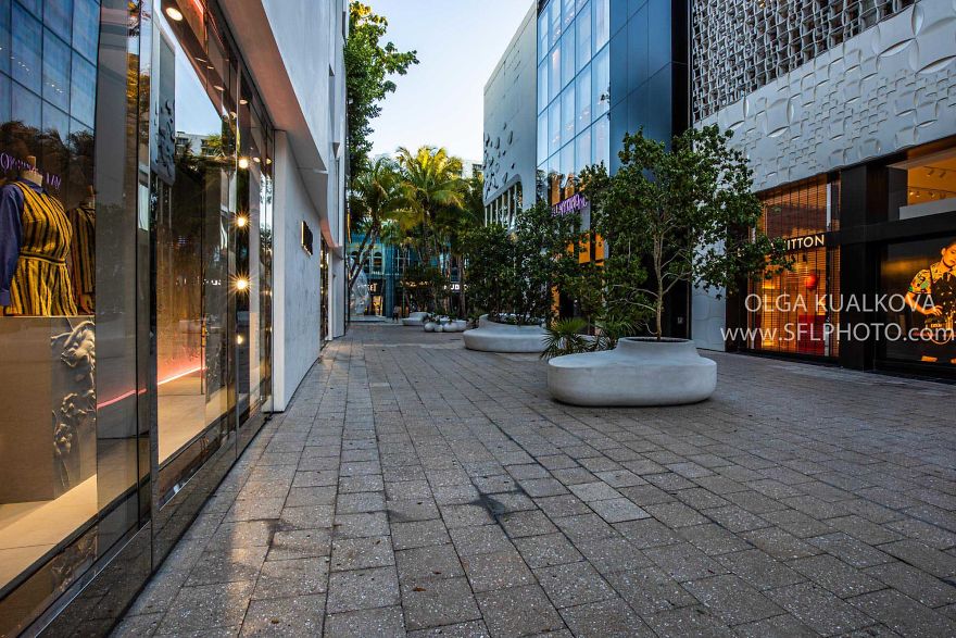 I Photographed The Deserted Streets Of Miami Design District During The Quarantine