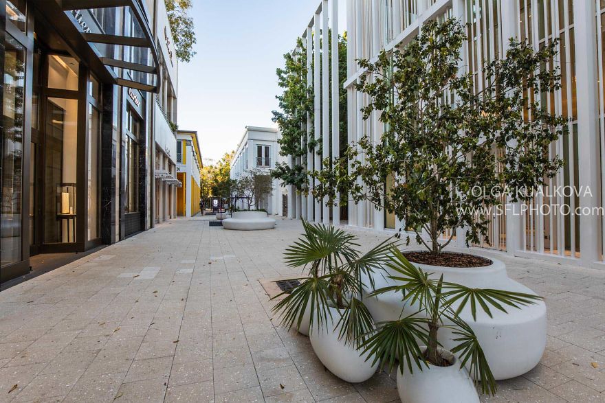 I Photographed The Deserted Streets Of Miami Design District During The Quarantine