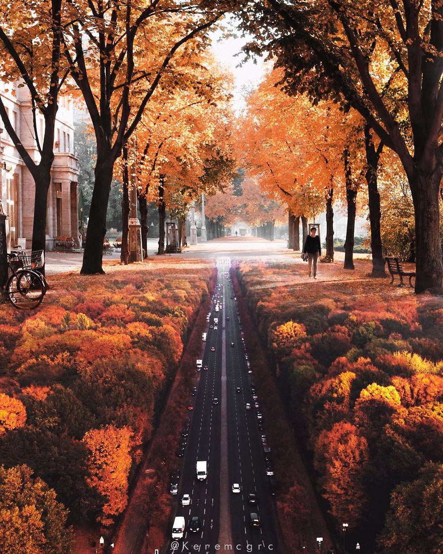 I Am 19 Years Old. I Transform My Dreams Into Creative Designs (25 Artwork)