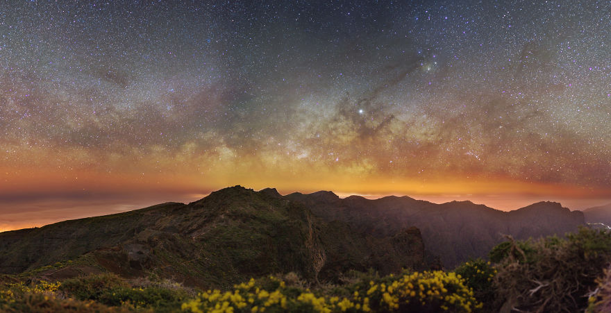 I Worked On A Building Site During Daytime To Explore The Infamous Night Sky Of La Palma At Night With My Camera I Worked On A Building Site During Daytime To Explore The Infamous Night Sky Of La Palma At Night With My Camera