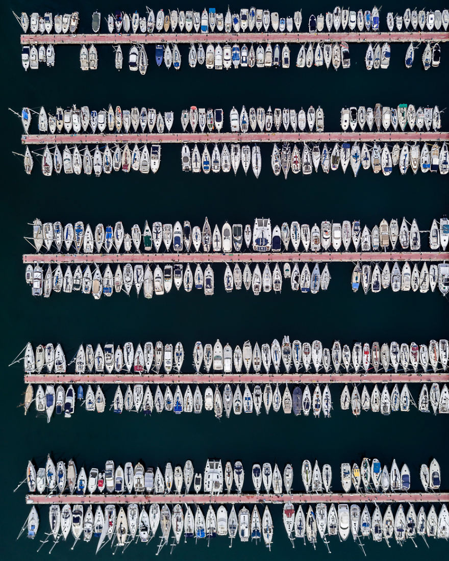 Drone Photography Captures Barcelona's Architectural Symmetry From Above Drone Photography Captures Barcelona's Architectural Symmetry From Above