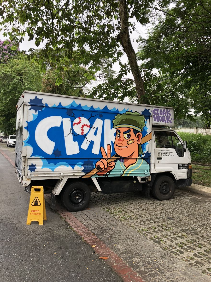 I Decorated Food Trucks With Colorful Graffiti