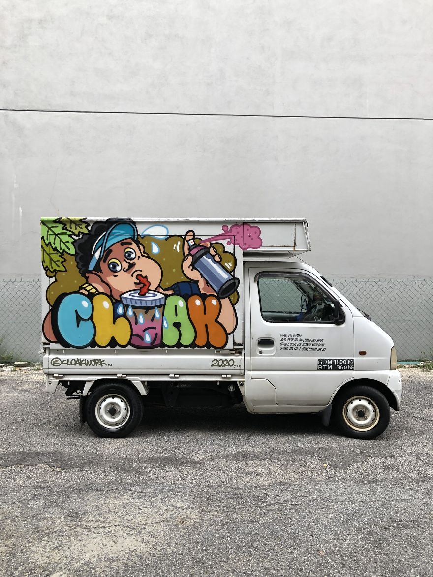 I Decorated Food Trucks With Colorful Graffiti