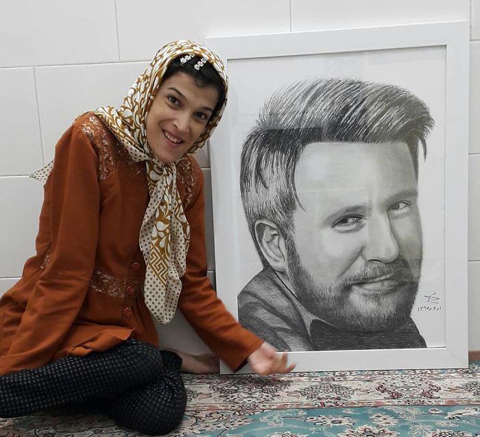 Disabled-Iranian-Artist-Draws-With-Feet-Fatemeh-Hammami-Nasrabadi
