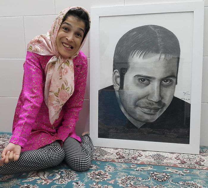 Disabled-Iranian-Artist-Draws-With-Feet-Fatemeh-Hammami-Nasrabadi