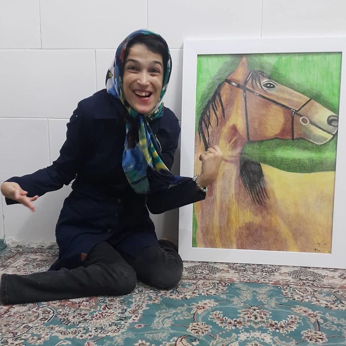 Disabled-Iranian-Artist-Draws-With-Feet-Fatemeh-Hammami-Nasrabadi