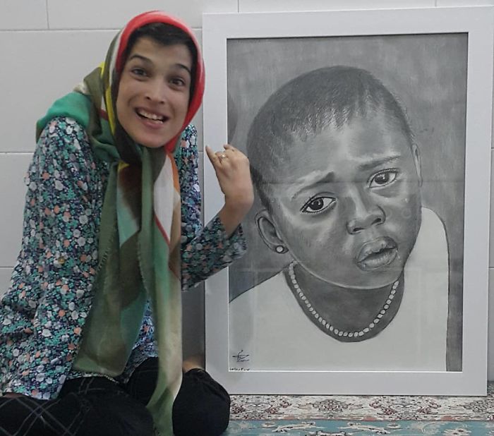 Disabled-Iranian-Artist-Draws-With-Feet-Fatemeh-Hammami-Nasrabadi
