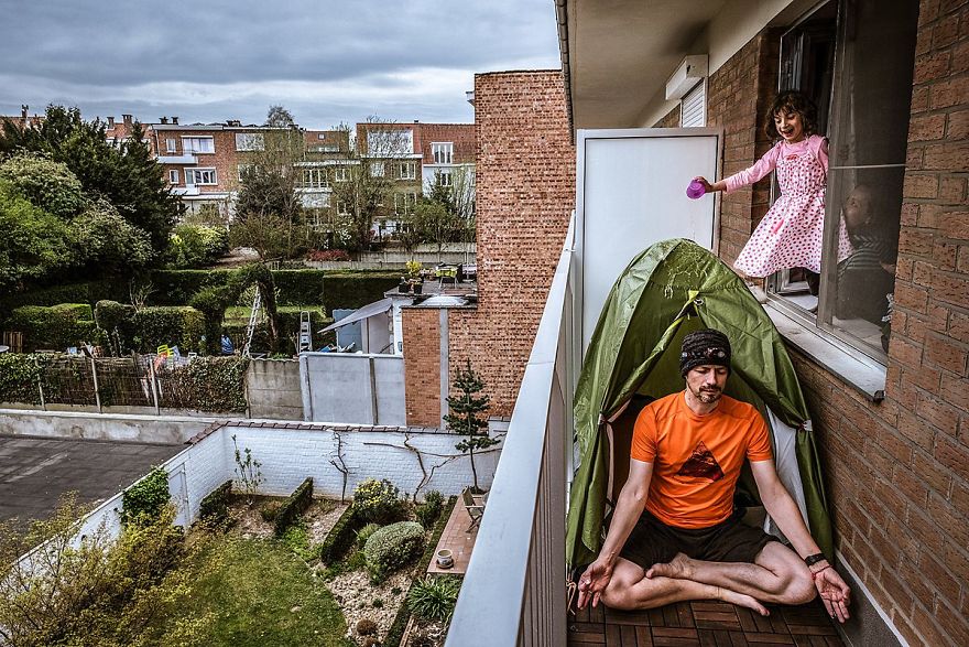 My Daughter And I Take Fun Travel Photos In Lockdown, We Are On Day 36 Of Our Mountain Adventure At Home My Daughter And I Take Fun Travel Photos In Lockdown, We Are On Day 36 Of Our Mountain Adventure At Home