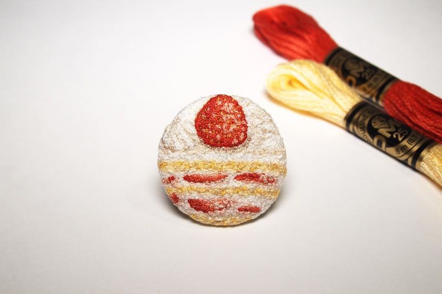 Japanese Artist Makes Embroidery So Realistic That It Makes You Want To Eat It