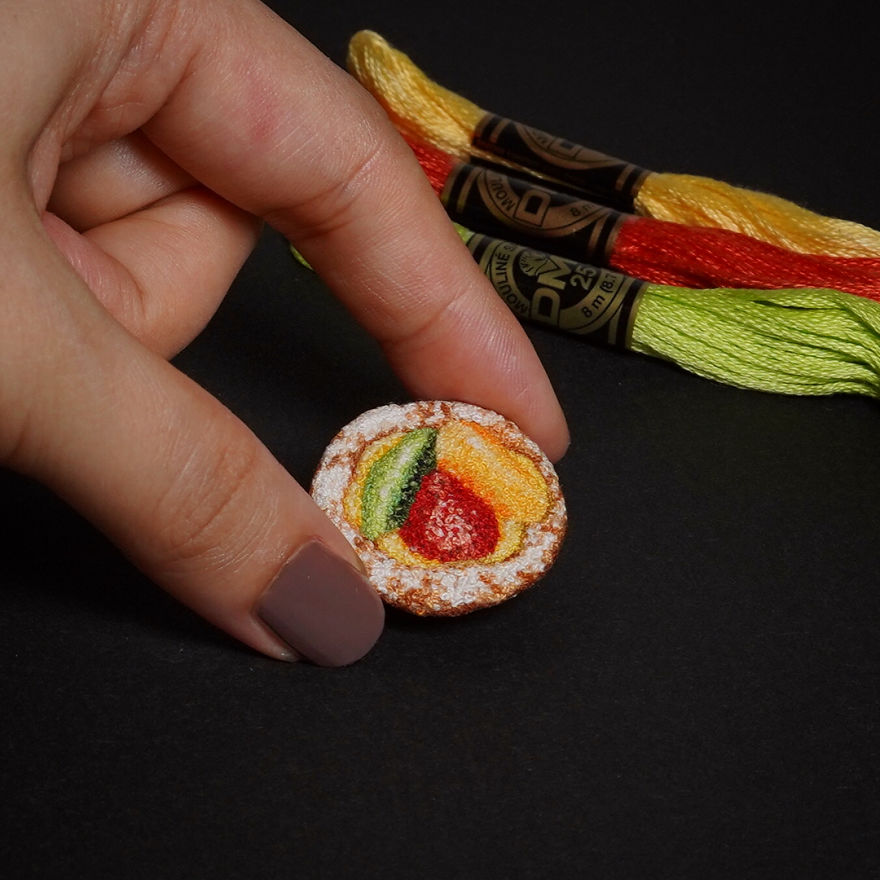 Japanese Artist Makes Embroidery So Realistic That It Makes You Want To Eat It
