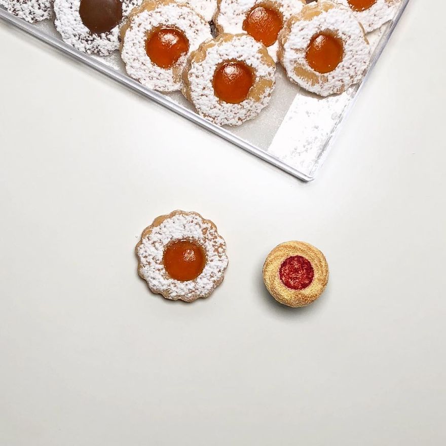 Japanese Artist Makes Embroidery So Realistic That It Makes You Want To Eat It