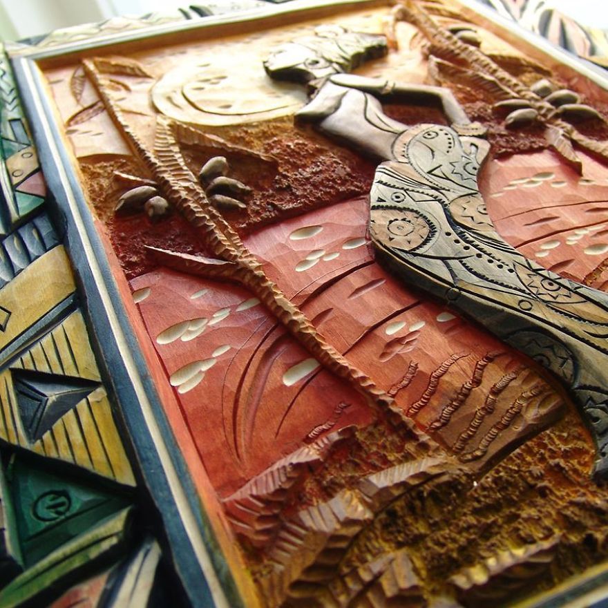 Master From Russia Carves Amazing Paintings From Wood