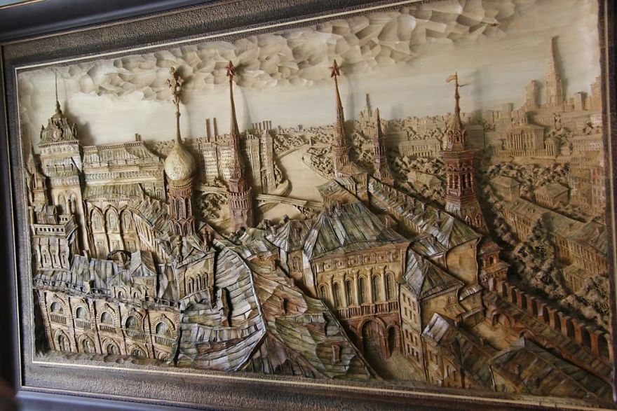 Master From Russia Carves Amazing Paintings From Wood