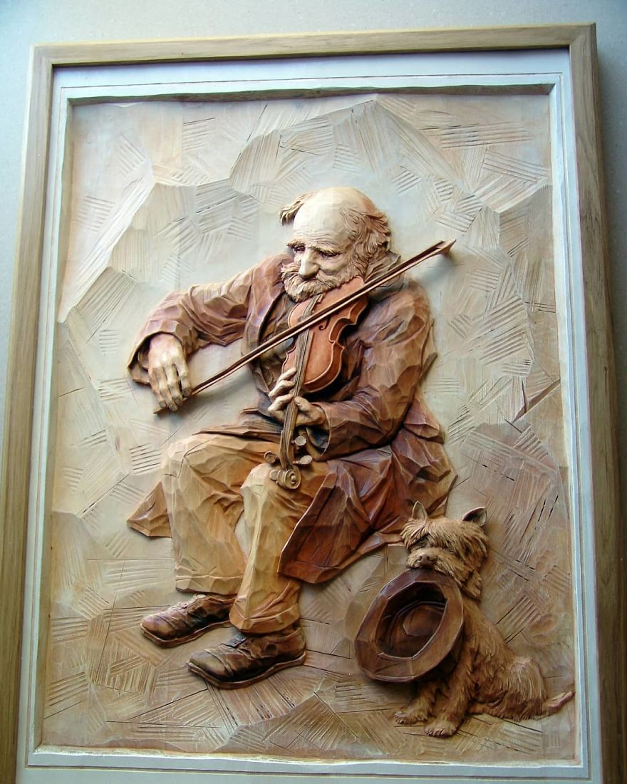 Master From Russia Carves Amazing Paintings From Wood