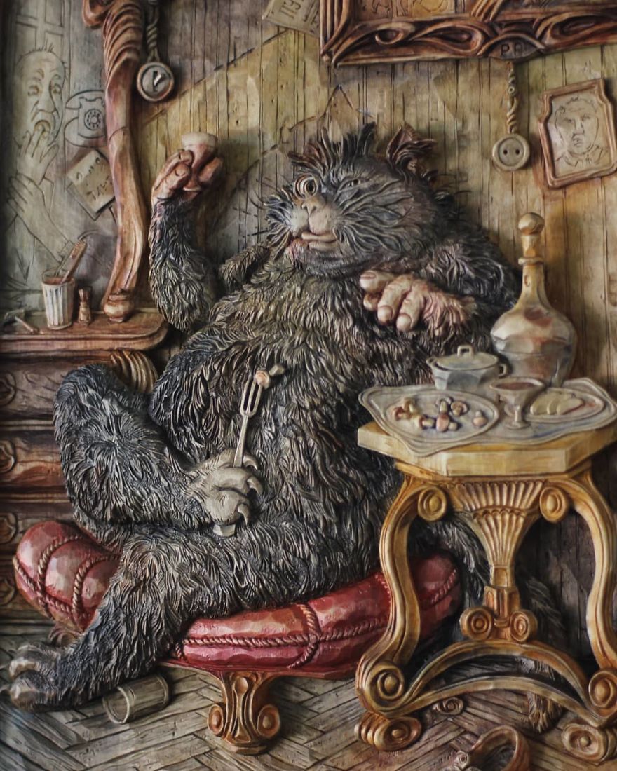 Master From Russia Carves Amazing Paintings From Wood