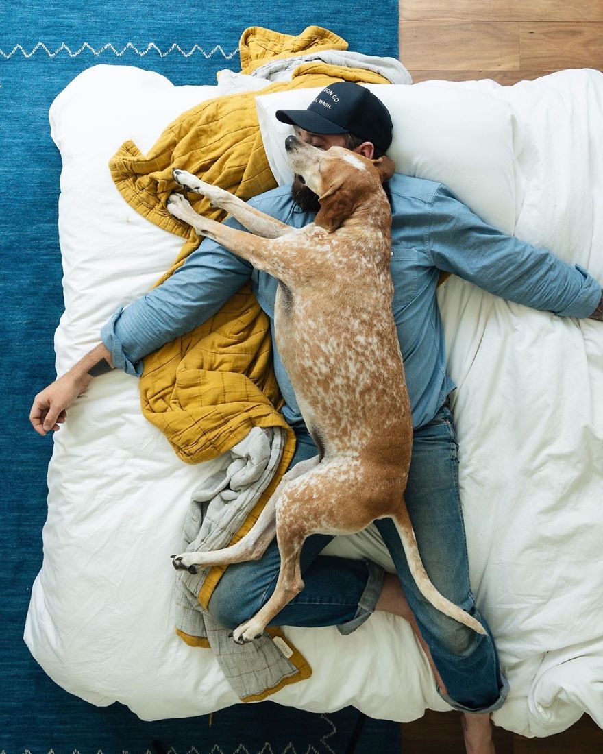 More Than 1 Million Followers Are Enchanted By The Beautiful Friendship Of This Rescued Dog With Its Owner On Instagram