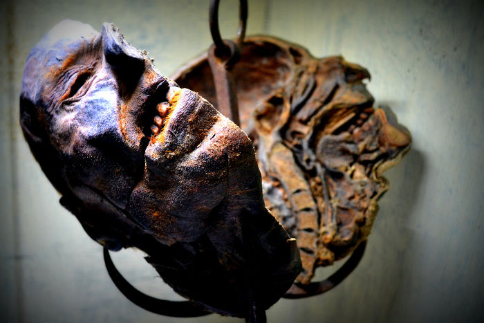 Split Head Of Vampire Of Dusseldorf