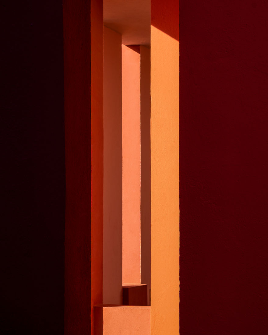 My 8 Images Prove That Ricardo Bofill's La Muralla Roja Is A Masterpiece Of Architecture And Aesthetics My 8 Images Prove That Ricardo Bofill's La Muralla Roja Is A Masterpiece Of Architecture And Aesthetics