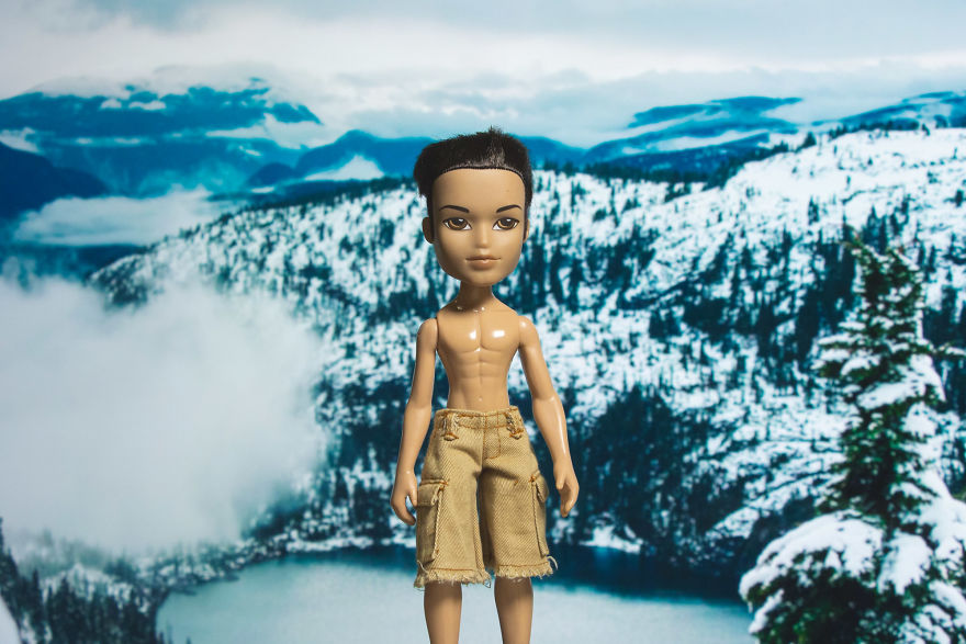 On Day 32 Of Our Quarantine We Decided To Recreate 7 Famous Books – With Bratz Dolls On Day 32 Of Our Quarantine We Decided To Recreate 7 Famous Books – With Bratz Dolls