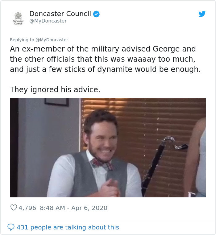 People Are Applauding This Twitter Manager For Using A Whale Blown Up In The 1970s As A Lesson On Coronavirus