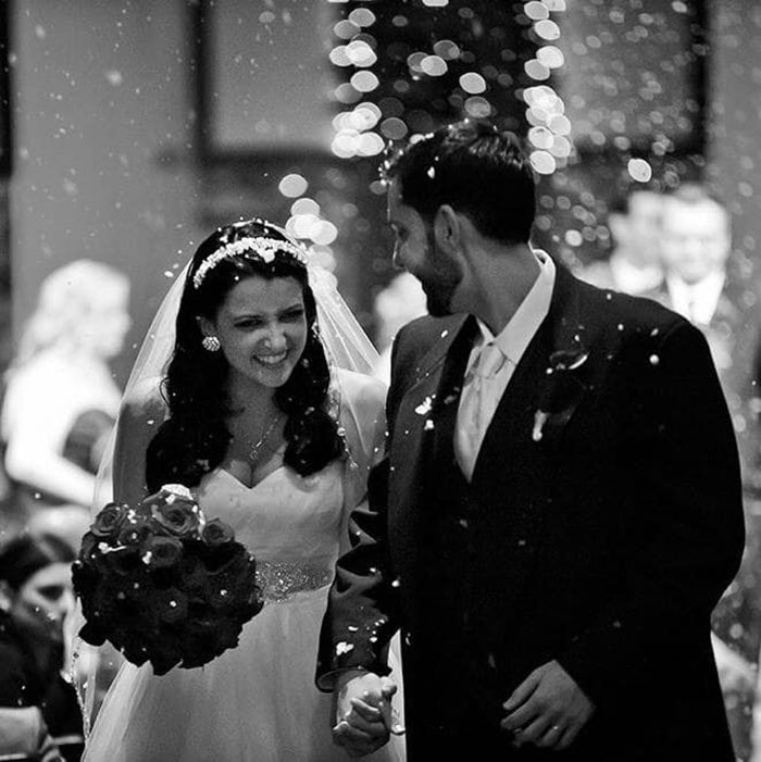 Wife Finds Her 32-Year-Old Husband's Last Words Left On His Phone After He Dies From Coronavirus Wife Finds Her 32-Year-Old Husband's Last Words Left On His Phone After He Dies From Coronavirus