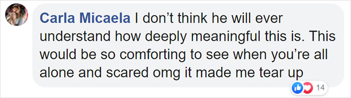 US Doctors Paste Photos Of Them Smiling On Their Protective Suits To Reassure COVID-19 Patients US Doctors Paste Photos Of Them Smiling On Their Protective Suits To Reassure COVID-19 Patients