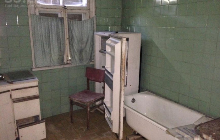 Bob Would Smile To Himself Whenever He Thought Of The Money He’d Saved By Not Installing Air-Con