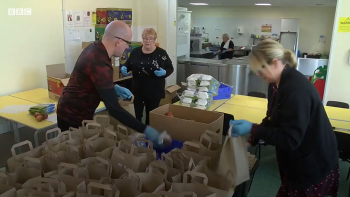 Heroic Teacher Walks 5 Miles Every Single Day To Deliver 40 Lbs Of Free Lunches To 78 Students
