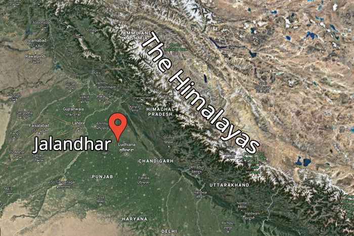 'Never Could Imagine This Was Possible': The Himalayas Are Visible 125 Miles Away In Parts Of India For The First Time In 30 Years 'Never Could Imagine This Was Possible': The Himalayas Are Visible 125 Miles Away In Parts Of India For The First Time In 30 Years