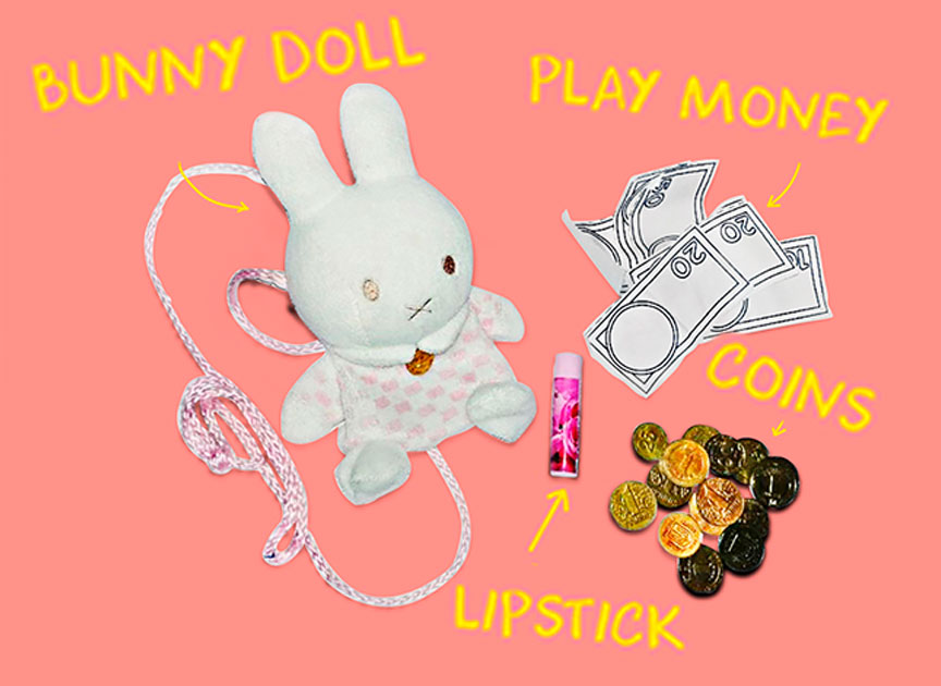 Preschoolers From 5 Different Countries Show What They Carry In Their Pockets