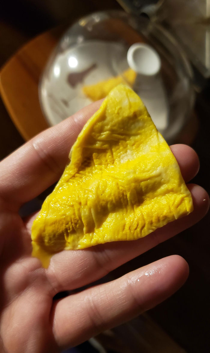 Boyfriend Goes Above And Beyond To Eat The Last Dorito Without His GF Knowing, And His Hilarious Plan Works Boyfriend Goes Above And Beyond To Eat The Last Dorito Without His GF Knowing, And His Hilarious Plan Works