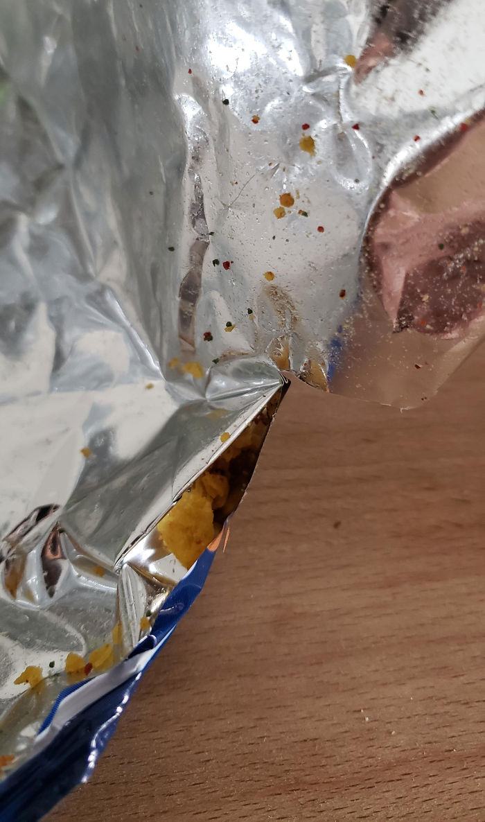 Boyfriend Goes Above And Beyond To Eat The Last Dorito Without His GF Knowing, And His Hilarious Plan Works Boyfriend Goes Above And Beyond To Eat The Last Dorito Without His GF Knowing, And His Hilarious Plan Works