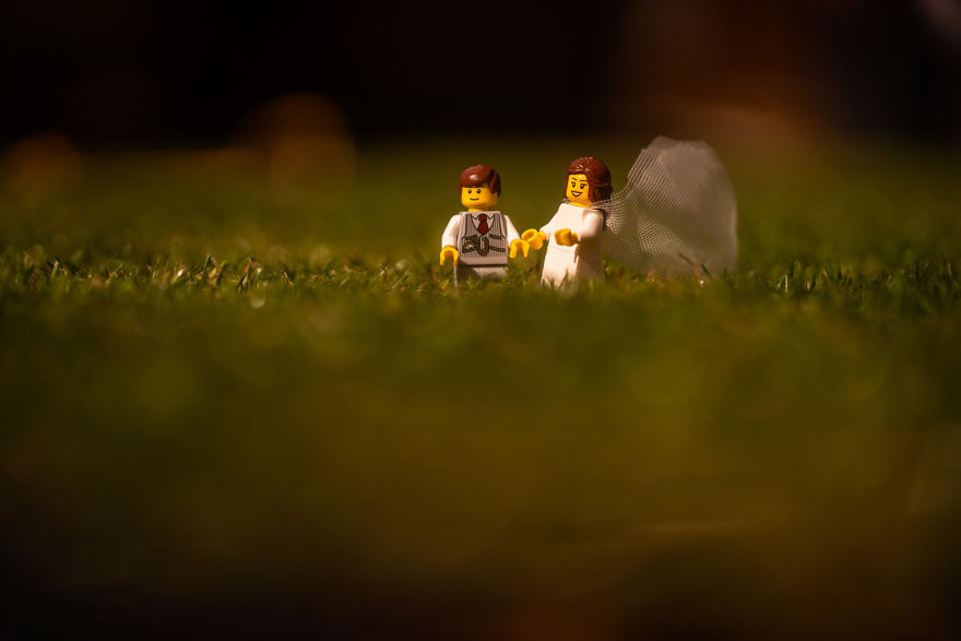 Isolated Photographer Shoots A Wedding Using His LEGOs And The Pics Are Hilariously Good