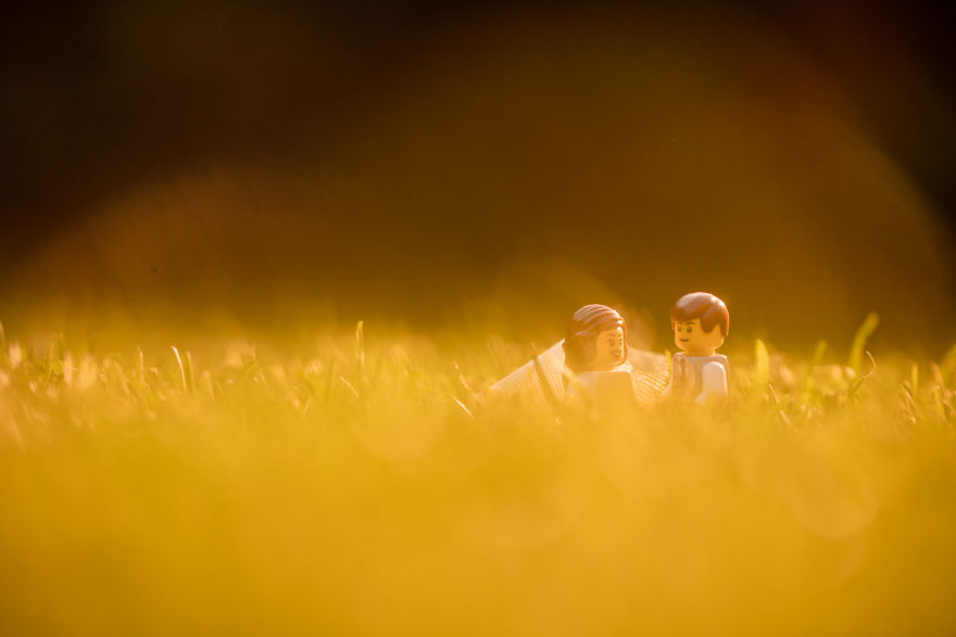 Isolated Photographer Shoots A Wedding Using His LEGOs And The Pics Are Hilariously Good Isolated Photographer Shoots A Wedding Using His LEGOs And The Pics Are Hilariously Good