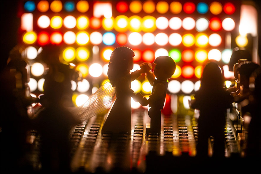 Isolated Photographer Shoots A Wedding Using His LEGOs And The Pics Are Hilariously Good Isolated Photographer Shoots A Wedding Using His LEGOs And The Pics Are Hilariously Good