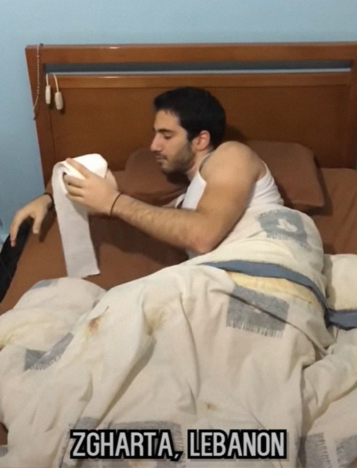 People From 50 Cities Across 30 Countries &ldquo;Passed&rdquo; Toilet Paper To Each Other