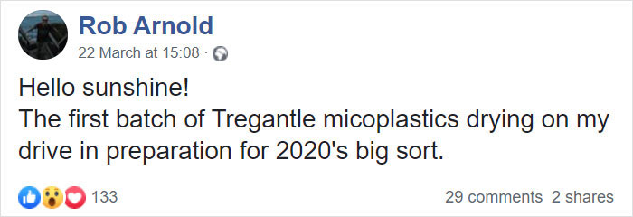 Man Takes Home 551lbs Of Trash From The Beach, Sorts It Out In His Backyard And Shares Interesting Finds