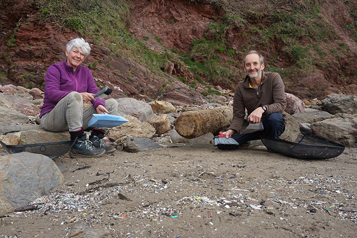 Man Takes Home 551lbs Of Trash From The Beach, Sorts It Out In His Backyard And Shares Interesting Finds